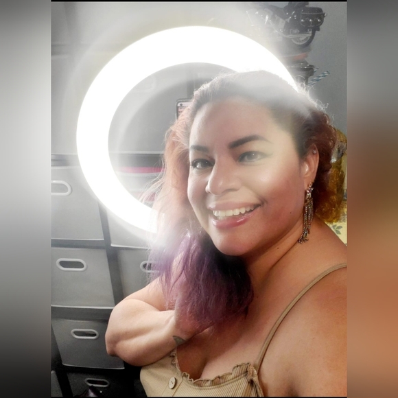 TAG ME SHOW LISTING 💜 - Picture 5 of 6